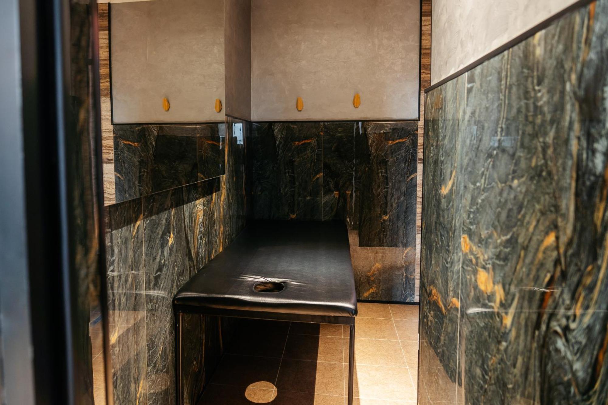 Sulo Vip Spa Atyraū Extérieur photo