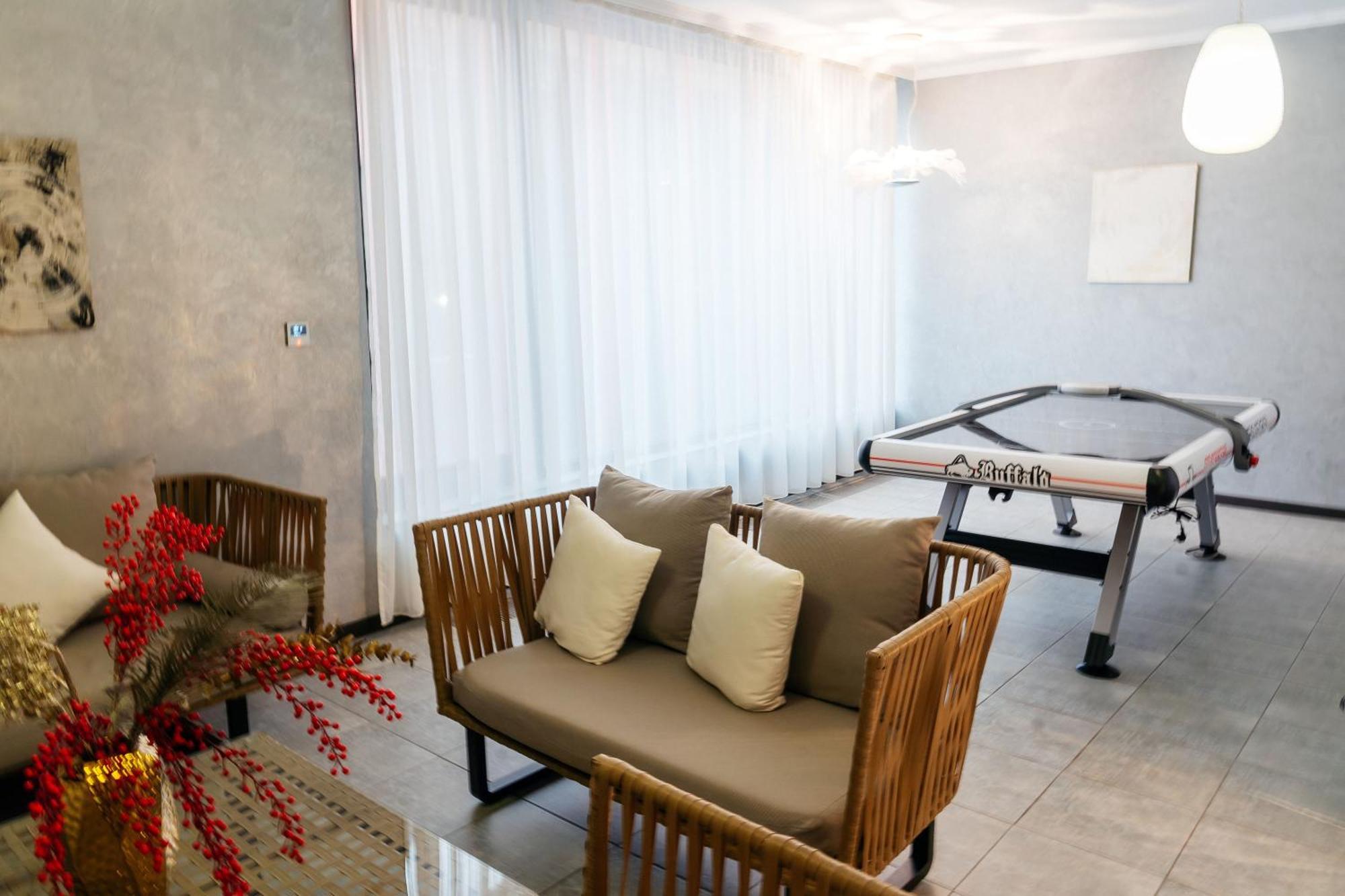 Sulo Vip Spa Atyraū Extérieur photo